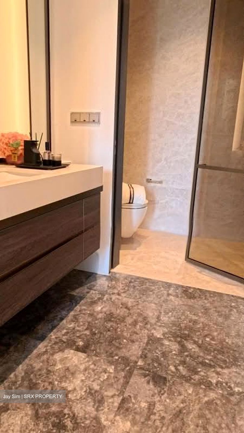 19 Nassim (D10), Apartment #574628861